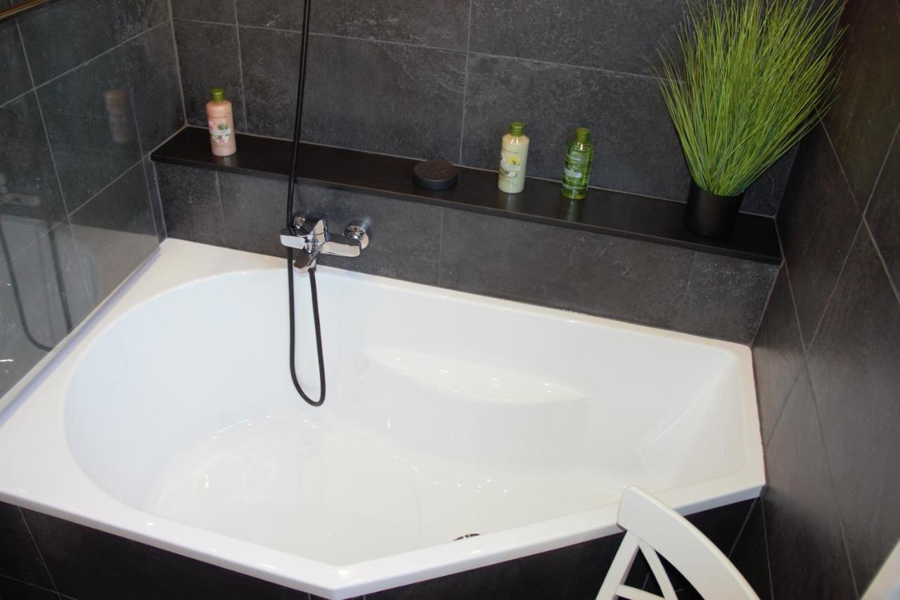 דה האן Residence Chateau Angelus מראה חיצוני תמונה
